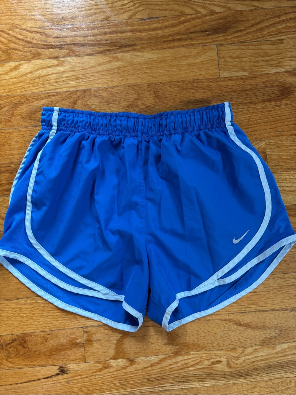 Women’s Nike Tempo Running Shorts in Royal Blue Size Small